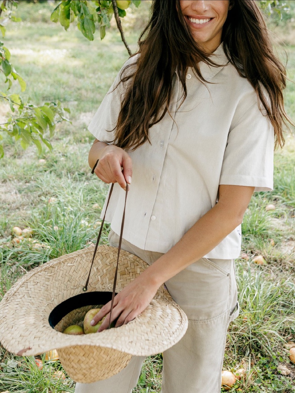 NWT ANIAN York Crop Shirt - Neutral - Small